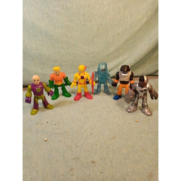 DC super hero collection, set of 6, heroes and villains - Picture 1 of 3